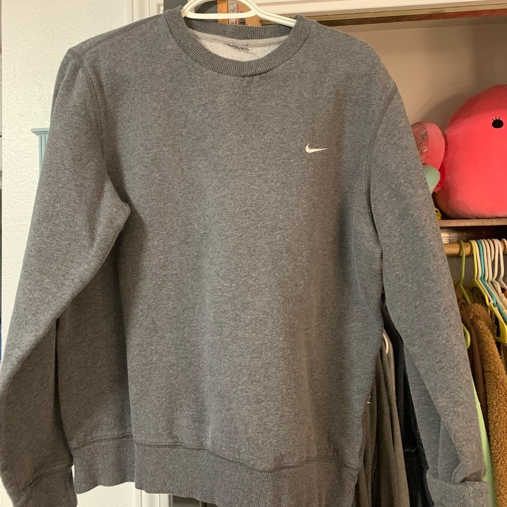 Nike crew neck